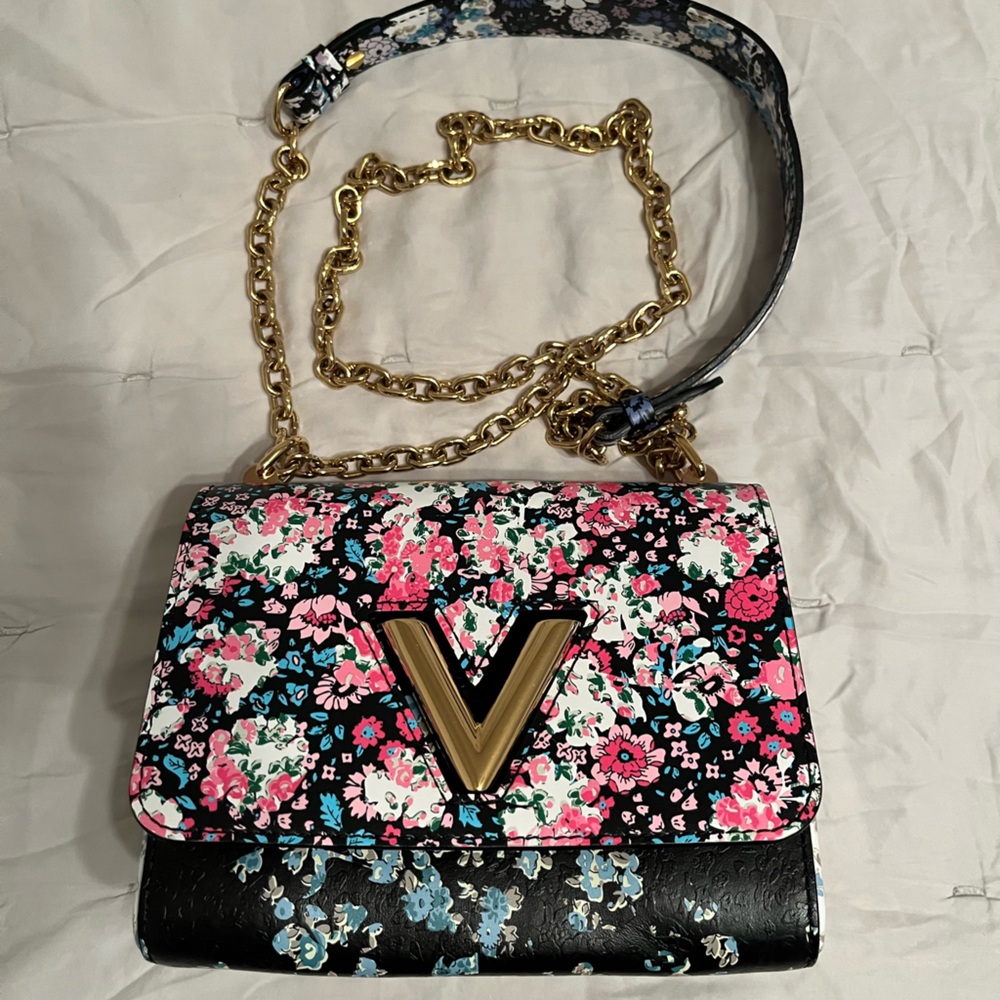 Floral LV Twist